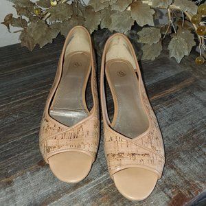 Cork Slip On Sz 9 Natural, Open Toe and Side Stylish Round Toe